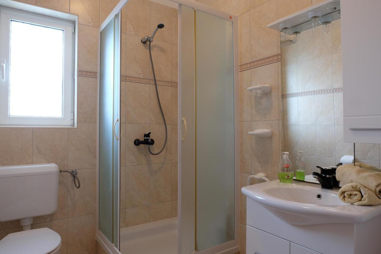 Apartman Precca Supetarska Draga Eksteriør billede