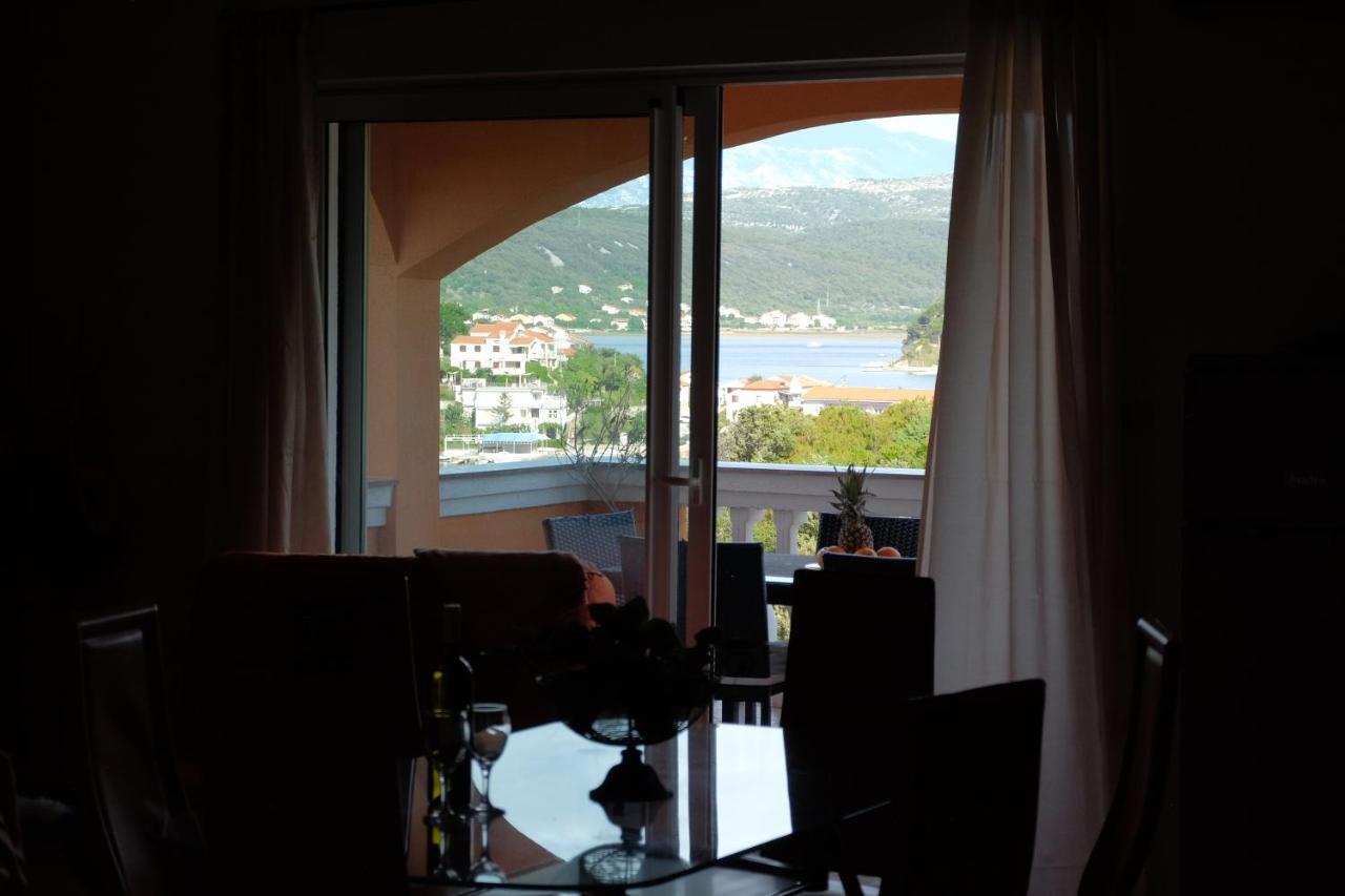 Apartman Precca Supetarska Draga Eksteriør billede