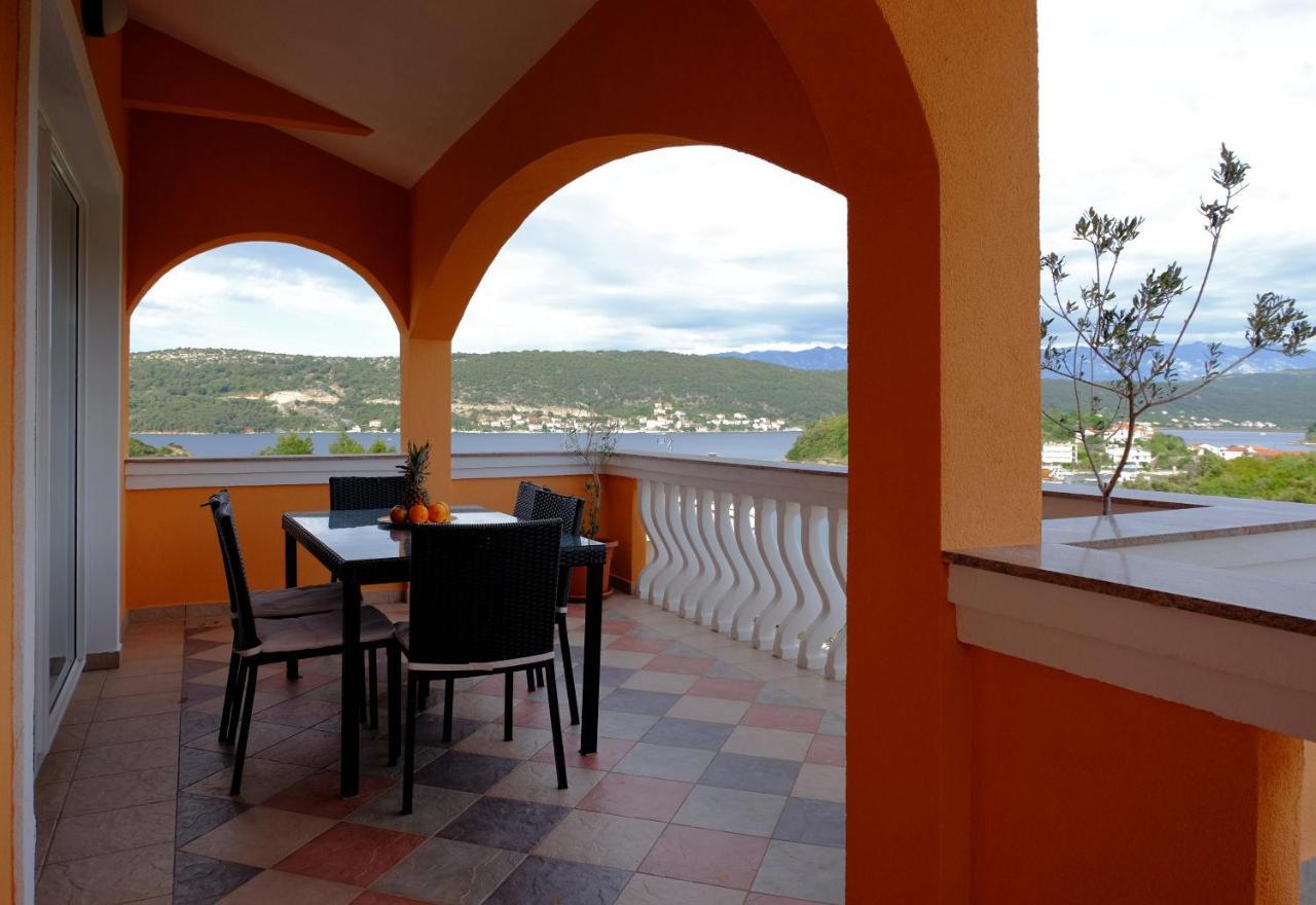 Apartman Precca Supetarska Draga Eksteriør billede