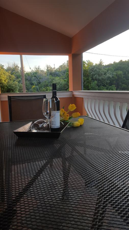 Apartman Precca Supetarska Draga Eksteriør billede